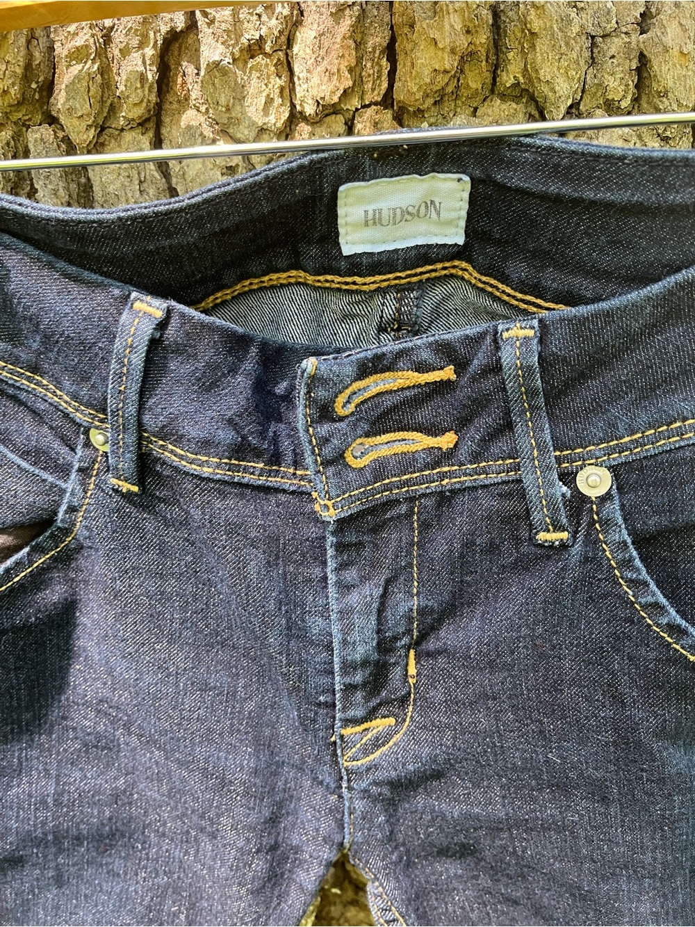 Hudson Capri in size 26 - Picture 4 of 5